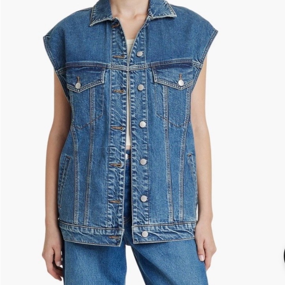 Universal Thread XS Blue Baggy Denim Sleeveless Vest Buttoned Front Pockets